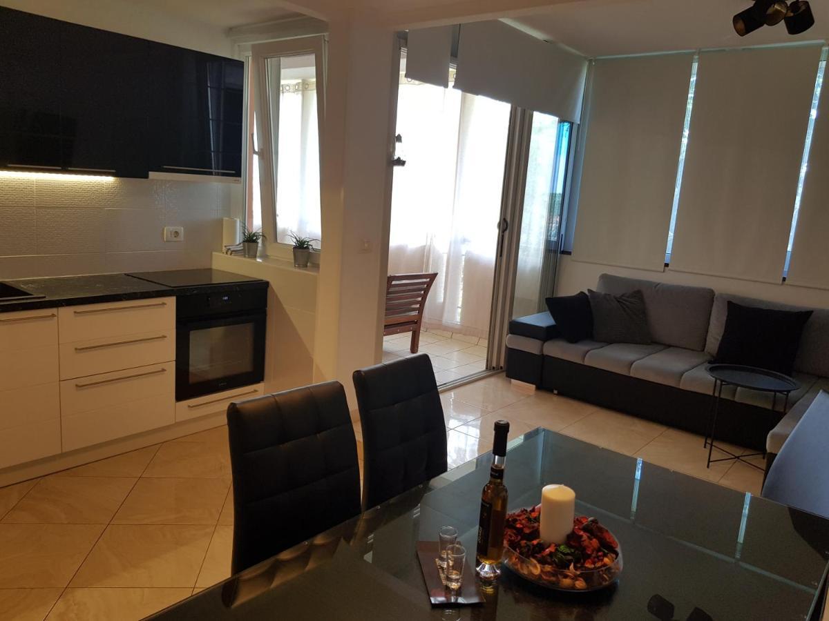 Apartment Leone Umag Eksteriør bilde